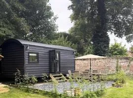 Orchard House Holiday