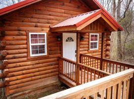 Buckeye Bungalow โรงแรมในโลแกน