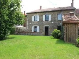 Le presbytère de thiat