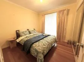 Private Room Shared House Bentleigh near train
