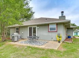 13 Mi to Kauffman Stadium! 'Cottontail Cottage'