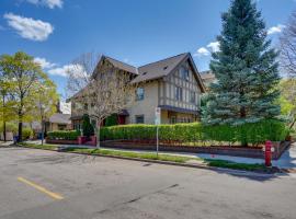 2 Mi to Dtwn Minneapolis: Lowry Hill Apt w/ Patio, hotell i Minneapolis