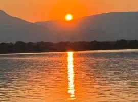 Bush River Safaris, Lower Zambezi, B&B, Tiger Fishing, Canoeing