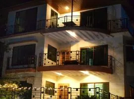 ASRA Murree - Mountain View Hotel Suites