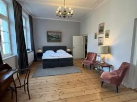 Fürstenhof Belle Etage Altstadt- Parkplatz im Innenhof