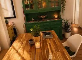 Cozy flat near park