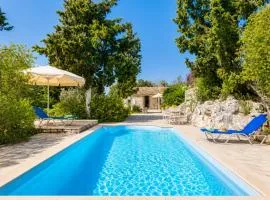 Millers Cottage Large Private Pool AC WiFi