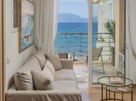 Aura Seaside Apartment