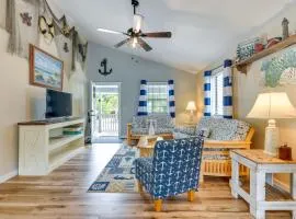 Sun, Sand & Smiles! Ocean Isle Apt w/ Balcony