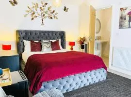 Igloo Magnolia Luxe Townhouse Stay I Free Parking