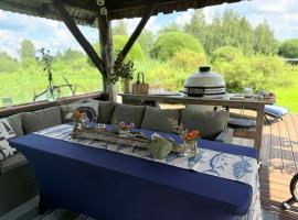 Wiire Private Holiday Home & Smoke Sauna, Hotel in Saulepa