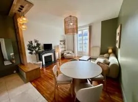 2 chambres, Parking privé, Gare à 8 min