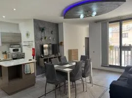 3 Bedroom Prime Location Near University