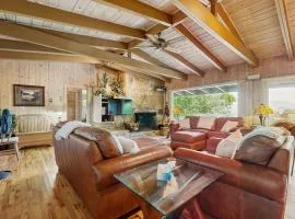 Vista Heights Retreat