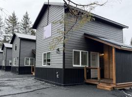 Seward Mountain View Cabins #10, khách sạn ở Seward