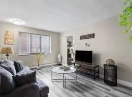 Quiet Morganford 1BR for Travel Nurses