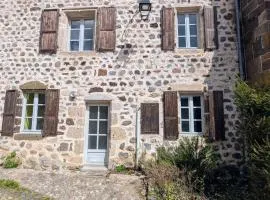 Gîte 4 pers avec cour, vue Loire - FR-1-582-122