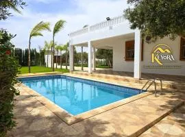 Private Villa on 3600 m2 with a Pool a Garden and a Mini Farm