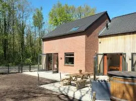5 Bedroom Luxurious Home In Afferden