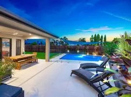 4BR Smithfield Serenity; Pool, BBQ & Pool Table