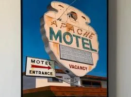 Apache Motel