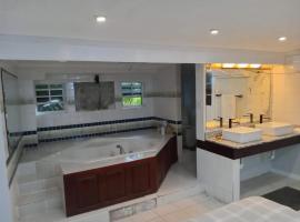 Vigie Beach Premium 2, hotell sihtkohas Castries