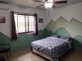 Guararé, habitación con aire acondicionado cerca de Las Tablas
