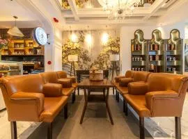 La Chérie Boutique Hotel