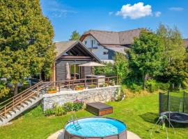Viesnīca Family Friendly Kraševec Lodge - Happy Rentals pilsētā Velike Bloke