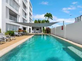 'Eclipse' A Poolside Family Escape in the CBD