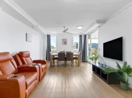 McLeod Rise - Cairn Base with Rooftop Pool & Spa