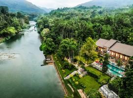 Aramya Riverfront Boutique Resort Kitulgala - A Haven for Adventure and Serenity, hotel di Kitulgala