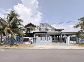 D'Bayu Retreat, Paka