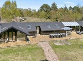 Large Holiday Home Near Beach And Rørvig Harbour