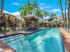 Wallaby Beach House - Resort-style Comforts