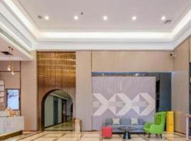 Borrman Hotel Zhanjiang Jinshawan Chikan Republic of China Style Street, hotel sa Chikan