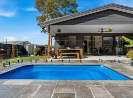 Pool Side Point Oasis - Plunge Pool, Hotel in Sanctuary Point