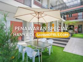 SANS Stay Onengan Inn Salatiga, hotel v destinaci Salatiga