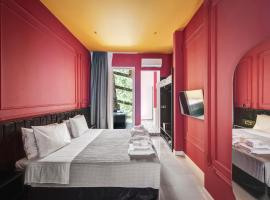 ATELIER5 Suites, hotel em Ermoupoli