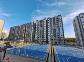 Luxury Long Stay 2BR Full AC Pool View Parking Remote Work Ready