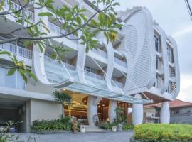 Bedrock Hotel Kuta, hotell i nærheten av Ngurah Rai internasjonale lufthavn - DPS i Kuta