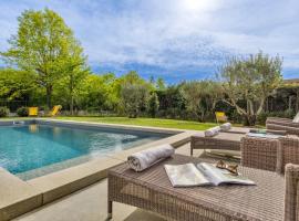 Villa prestige piscine climatisation standing Lyon Ouest, hotel em Écully