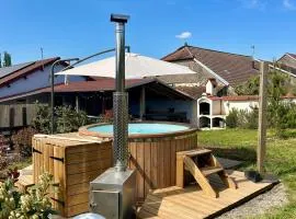 "Domaine de la Mance" - Grand gîte avec terrasse, jardin et bain nordique inclus