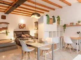 Renovated Studio Apartment Airport & Downtown