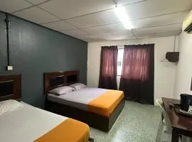 planet hotel mersing
