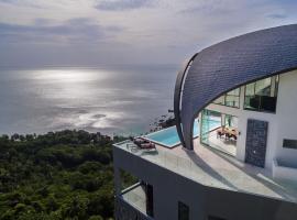 Sky Dream Villa Award Winning Sea View Villa, vilă din Chaweng Noi Beach