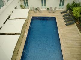Hôtel Le Yachtman, The Originals Collection, hotell La Rochelle’is