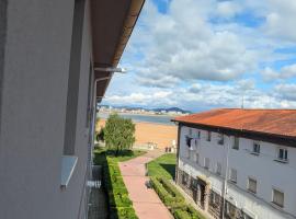 Apartamento El puertito, hotel din Laredo