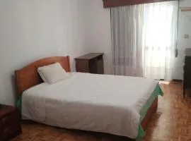 Quarto espaçoso viseu