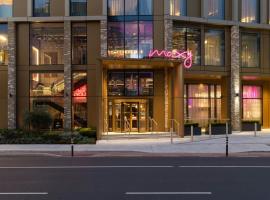 Moxy Dublin Docklands, hotel di Dublin